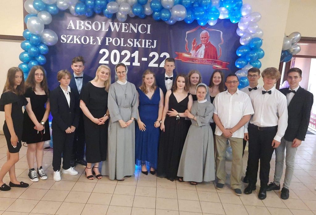 UROCZYSTE ZAKOŃCZENIE KLAS 8