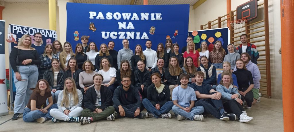 WYJĄTKOWE SPOTKANIE – WIZYTA ABSOLWENTÓW NASZEJ SZKOŁY