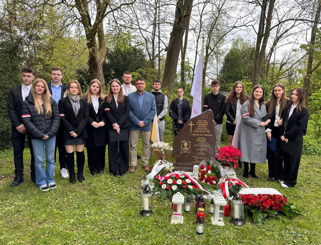 UROCZYSTE OBCHODY 84 ROCZNICY ZBRODNI KATYŃSKIEJ