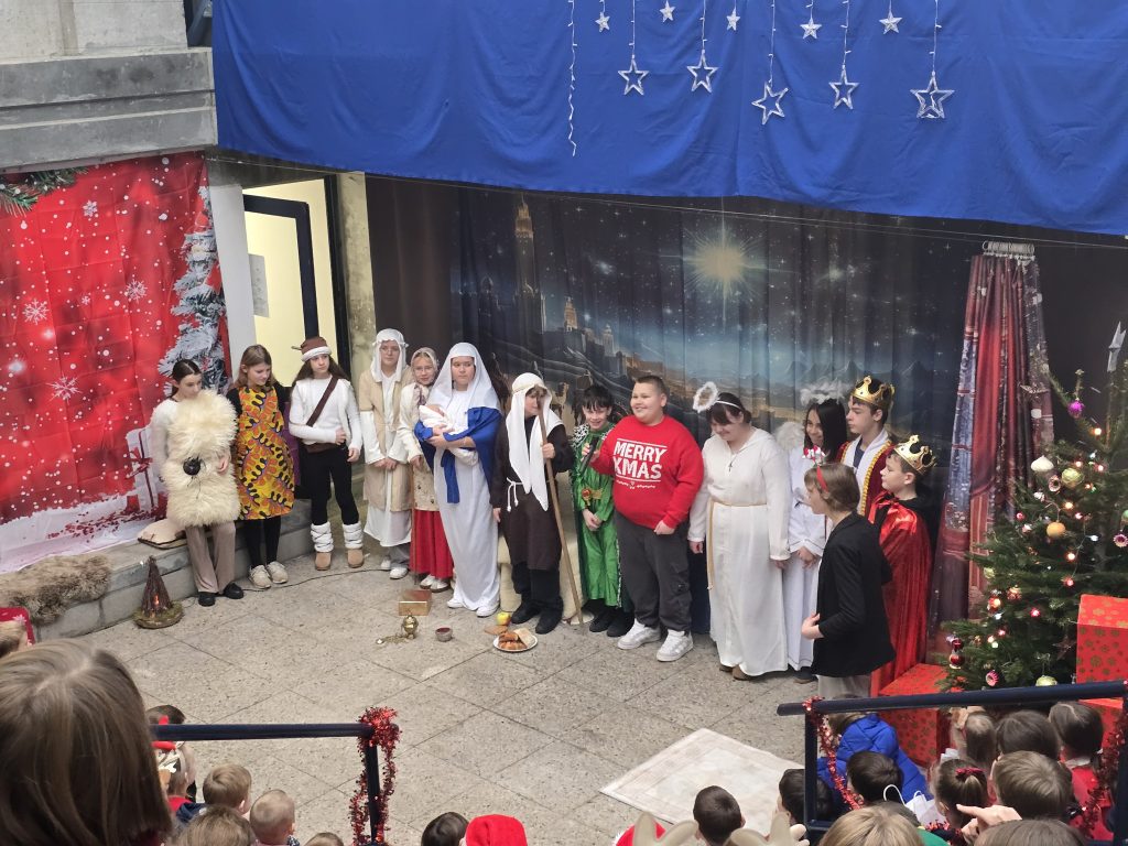 JASEŁKA W WYKONANIU KLASY 6A