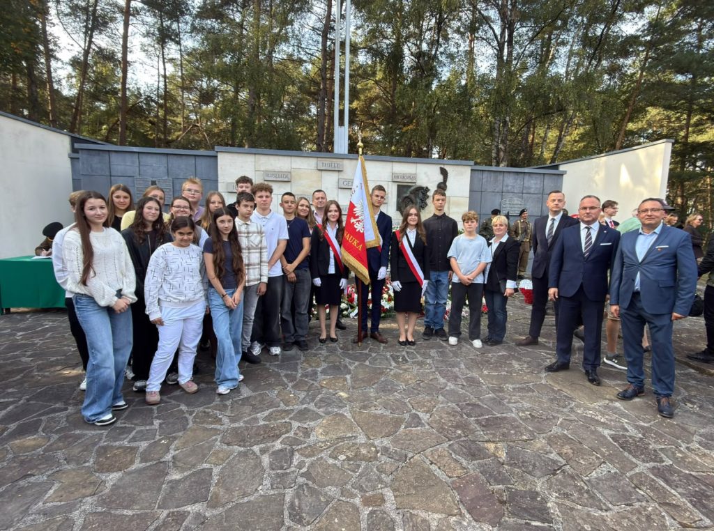UROCZYSTOŚCI NA POLSKIM CMENTARZU WOJENNYM W LOMMEL 27 WRZEŚNIA 2026